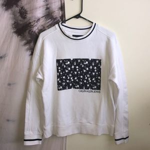 Calvin Klein Crewneck Rose White Sweater